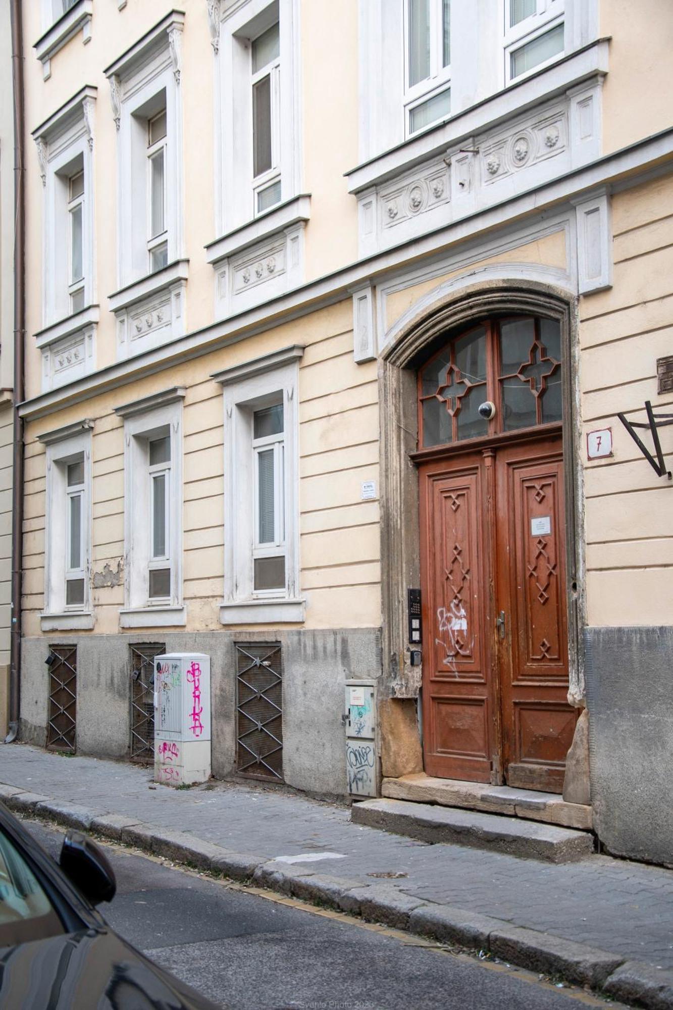 Double-Tree Apartment By A&M Bratislava Exterior photo